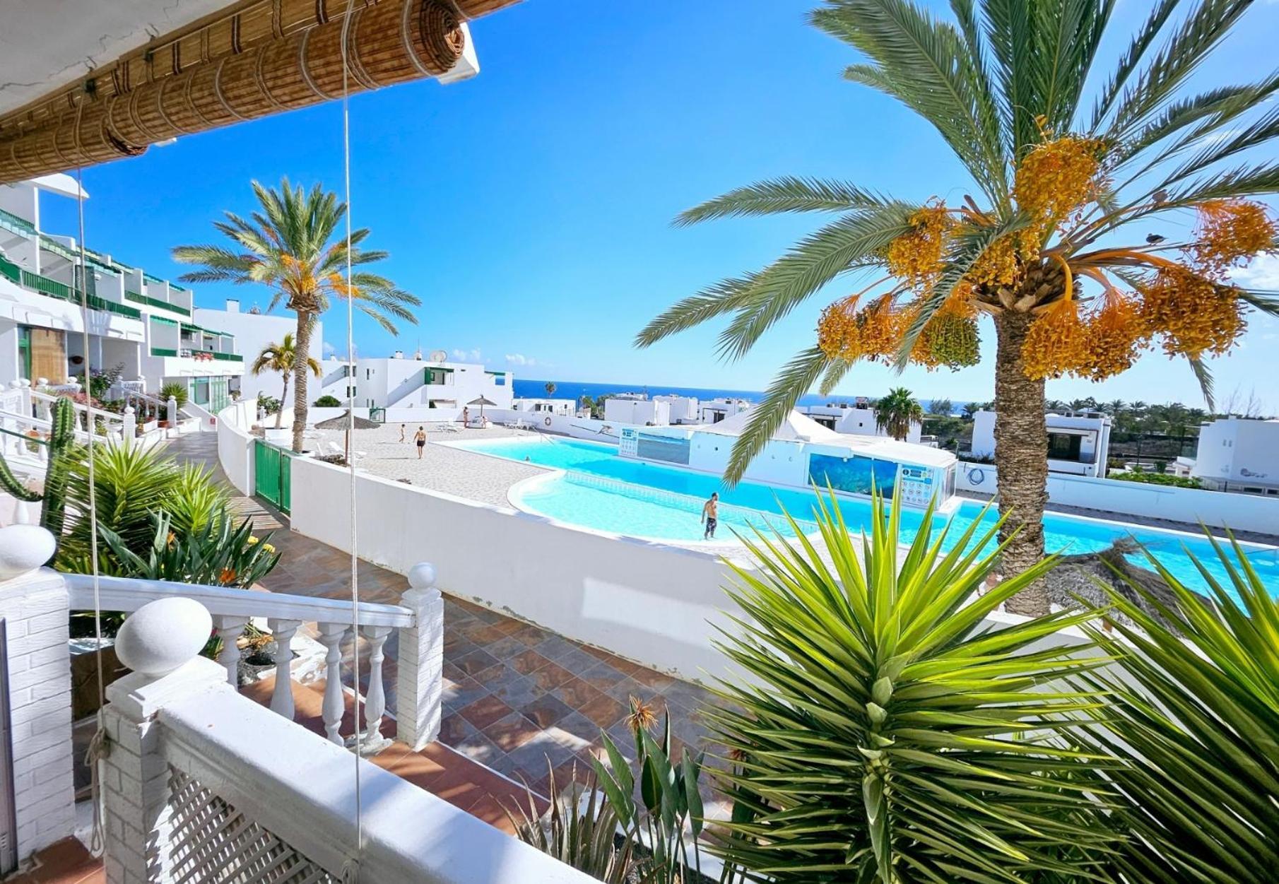 Azul Tuscan Playa Y Piscina Costa Teguise Ngoại thất bức ảnh