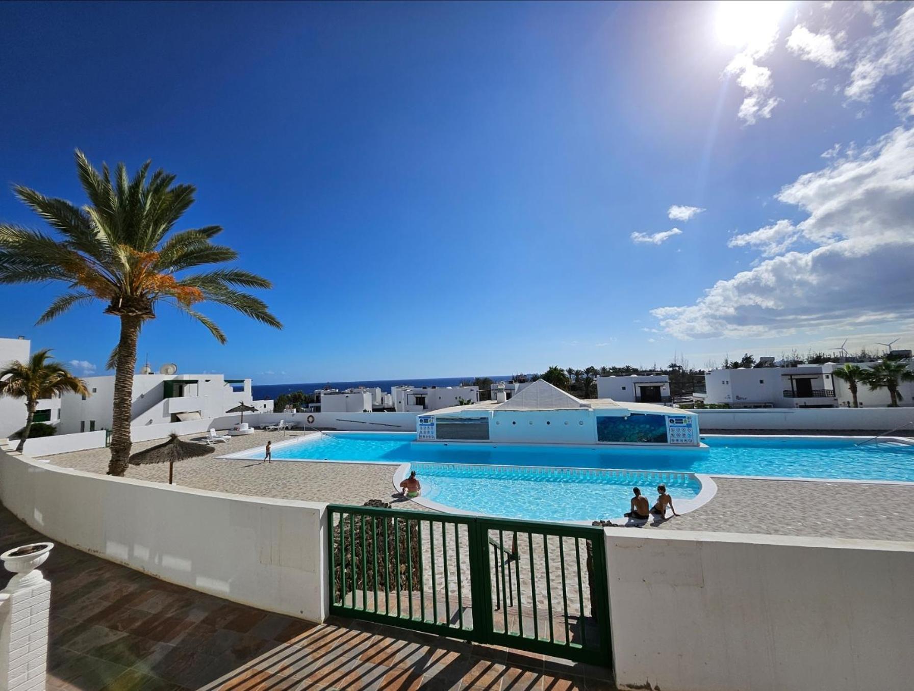 Azul Tuscan Playa Y Piscina Costa Teguise Ngoại thất bức ảnh